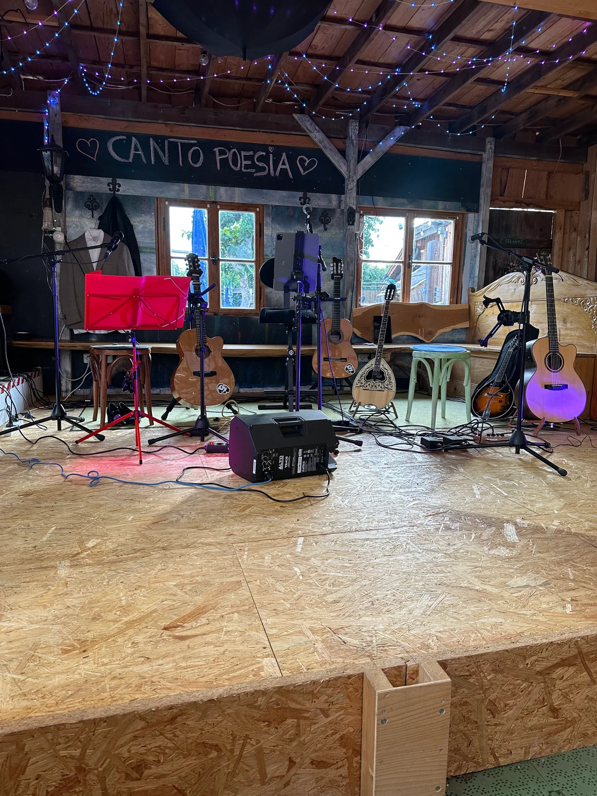 Canto Poesia – Bühne